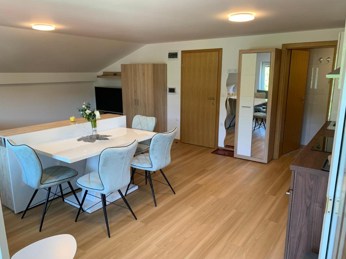Apartmaji Pr' Nas Laško Exterior foto