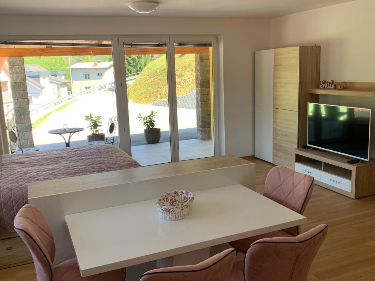 Apartmaji Pr' Nas Laško Exterior foto